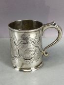 Silver Georgian hallmarked tankard with engraved panels depicting peacocks hallmarked for London