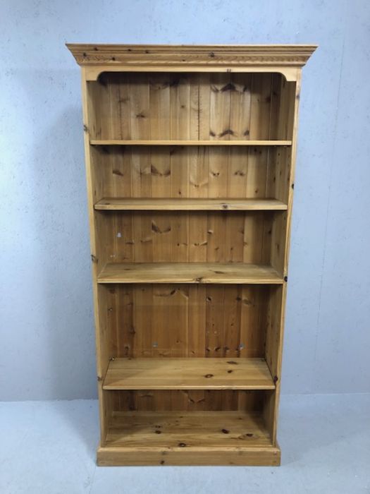 Pine bookcase with adjustable shelves, approx 92cm x 31cm x 183cm tall