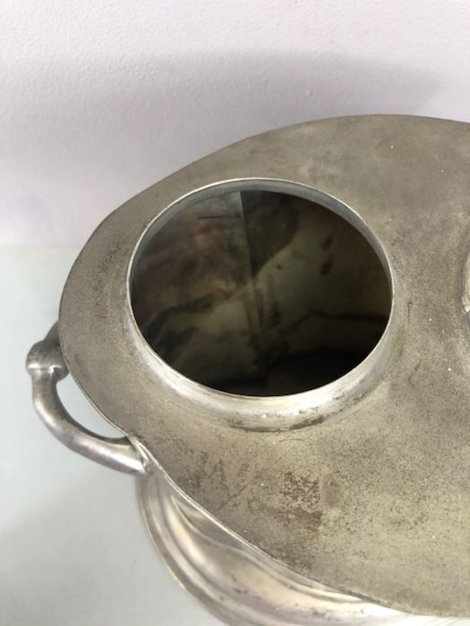 Pewter Georgian Wine cooler with inscribed coat of arms twin handled with stepped base approx 23cm - Image 5 of 10