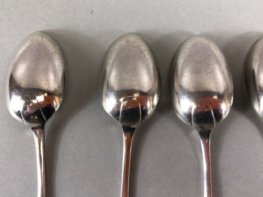 Set of six silver hallmarked teaspoons for Sheffield by maker Robert Pringle & Sons total weight - Image 8 of 11