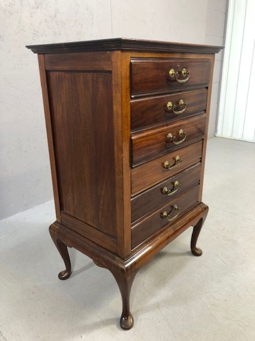Mahogony music cabinet on queen ann legs with six drawers, approx 86cm tall - Image 2 of 5