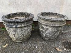 Pair of garden pots, each approx 31cm in height