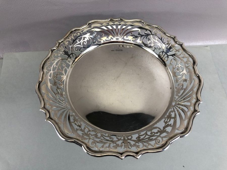 Victorian Silver hallmarked Tazza with pierced decoration on stepped and pierced foot hallmarked for - Image 3 of 17