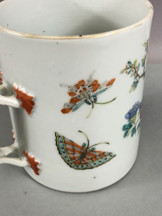 Chinese Brush Pot depicting flowers and birds with red character mark to base approx 12cm tall - Image 10 of 10