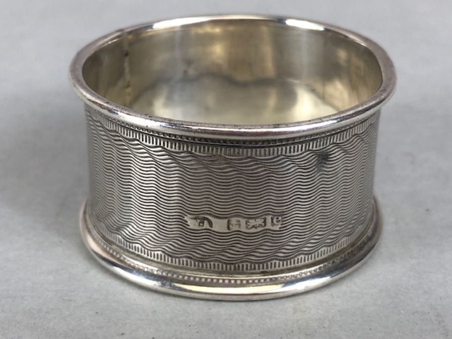 Silver items to include cigarette case (A/F) thimble and a napkin ring (80g) - Image 11 of 12