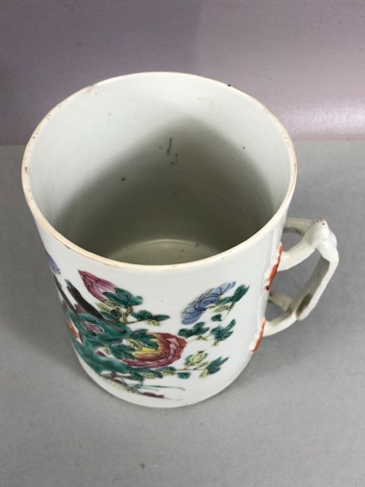 Chinese Brush Pot depicting flowers and birds with red character mark to base approx 12cm tall - Image 7 of 10