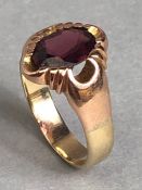 9ct Gold ring set with a faceted garnet stone size 'L' and approx 2.8g