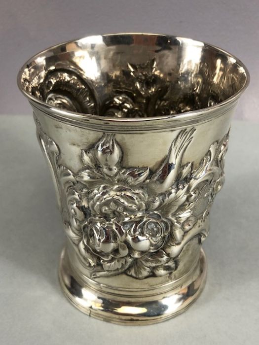 Silver George III Hallmarked Tankard or Beaker with repousse design of floral swags hallmarked for - Image 5 of 13