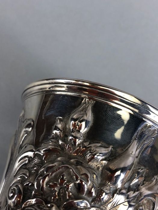 Silver George III Hallmarked Tankard or Beaker with repousse design of floral swags hallmarked for - Image 13 of 13