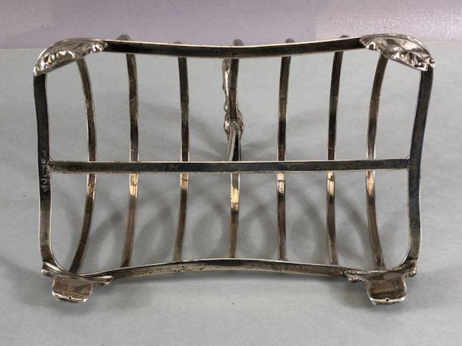 Silver hallmarked toast rack hallmarked for Birmingham approx 16 x 10 x 15cm tall possibly - Image 8 of 9