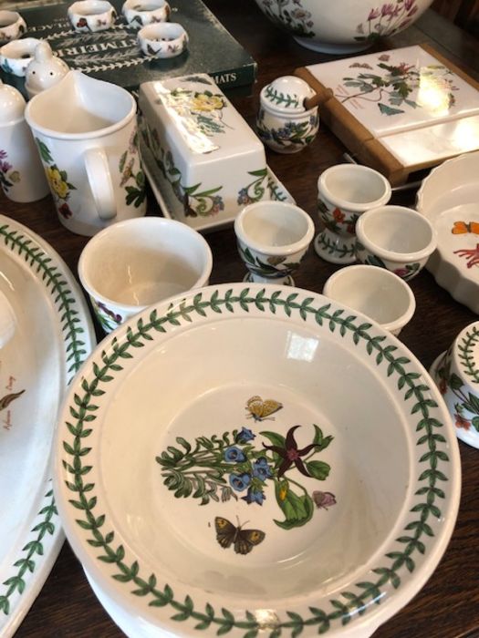 Collection of Portmeirion 'The Botanic Garden' pattern dinner and tea ware to include 8 dinner - Image 3 of 9