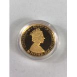 Gold Coin: ten Pounds 2015 Elizabeth II Gold coin in case