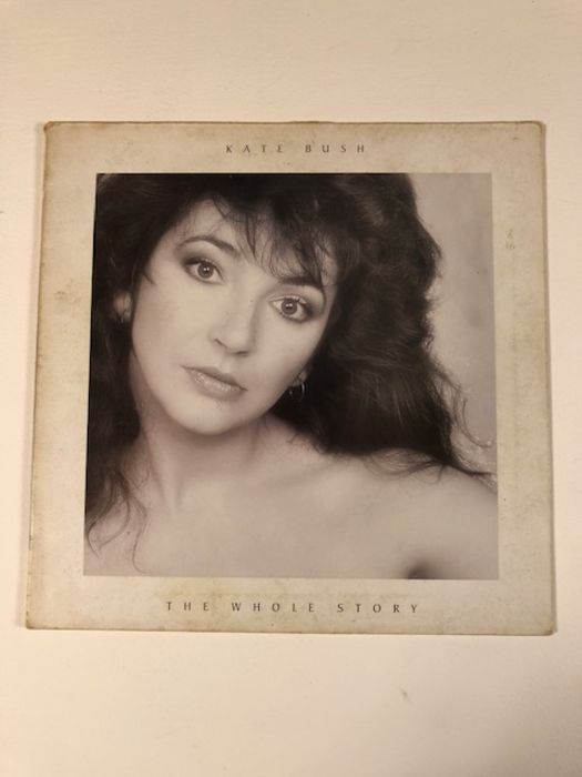 5 KATE BUSH LPs including: Hounds Of Love, Sensual World, Kick Inside, Never Forever, The Whole - Image 2 of 6