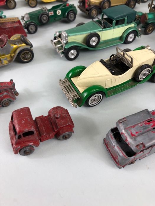 Collection of mostly Matchbox and Corgi diecast vehicles, - Image 4 of 10