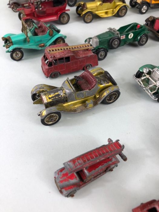 Collection of mostly Matchbox and Corgi diecast vehicles, - Image 3 of 10