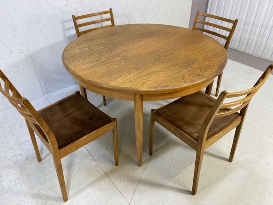 G Plan, Mid Century G Plan round extending dinning Table and 4 matching Chairs with original brown - Image 2 of 15