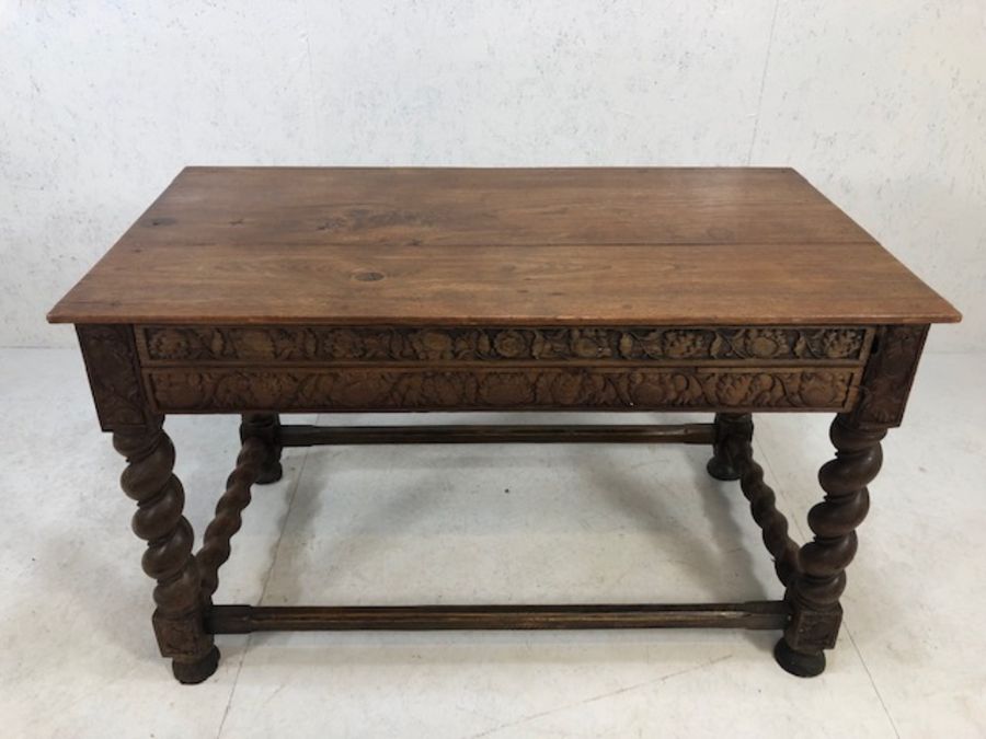 Large drop leaf dining room dining table on turned legs, approx 153cm wide - Image 12 of 24