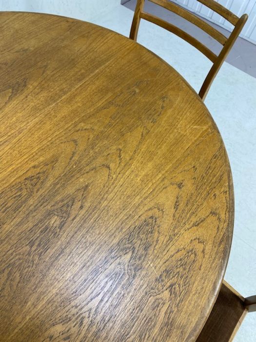 G Plan, Mid Century G Plan round extending dinning Table and 4 matching Chairs with original brown - Image 5 of 15