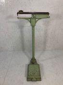 Set of metal vintage wieghing scales with brass fittings, approx 123cm tall