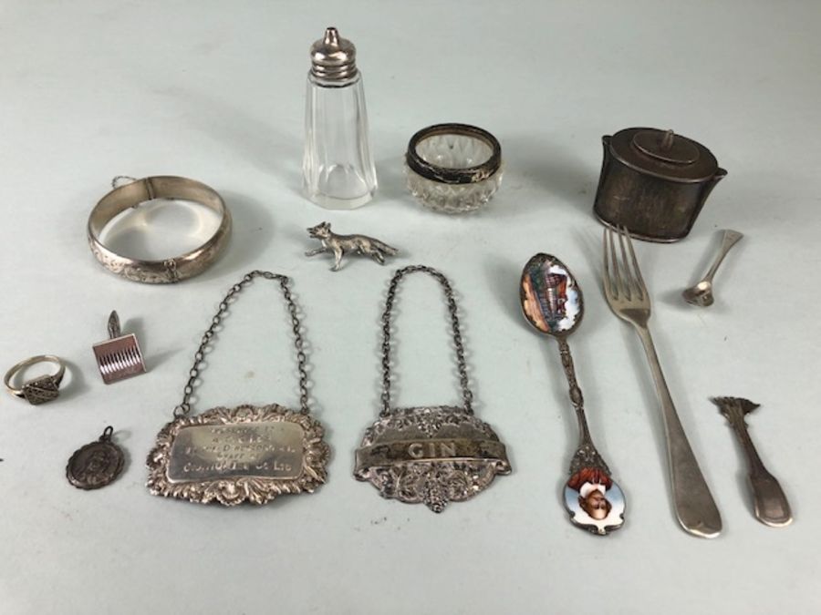 Silver hallmarked items (min silver weight 163g) A/F