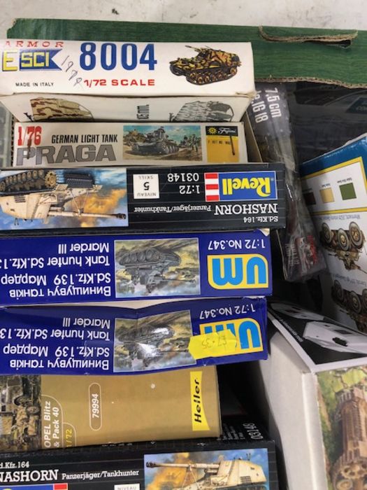 Military Model Kits. a Collection of mostly 1:72 ,WW2 military vehicle kits, Tanks, Trucks and - Image 3 of 9
