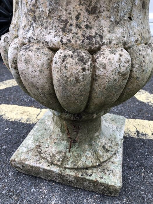 Large Concrete Urn on square base - Image 2 of 4