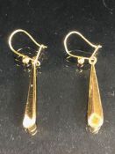 Pair of 9ct Gold drop earrings approx 1.2g