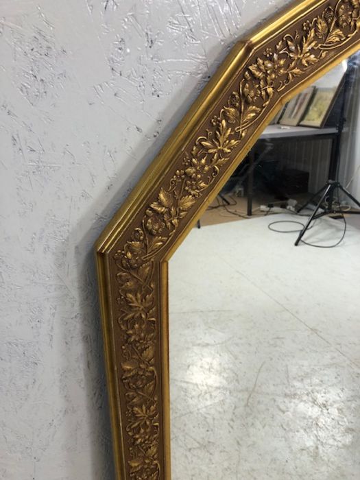 Gilt Frame Mirror, modern Gilt framed mirror the frame with boarder decoration of flowers - Image 2 of 7