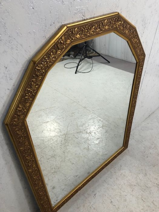 Gilt Frame Mirror, modern Gilt framed mirror the frame with boarder decoration of flowers - Image 3 of 7
