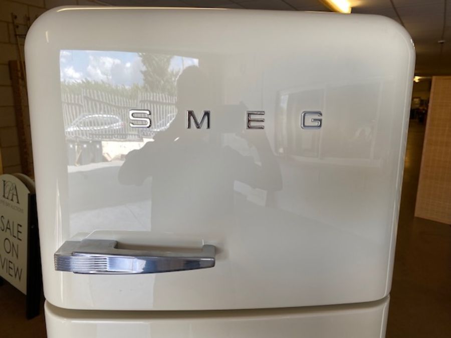 SMEG Fridge Freezer, modern SMEG Fridge Freezer Model S30STRP5 cream colour, hinged on right side - Image 3 of 16