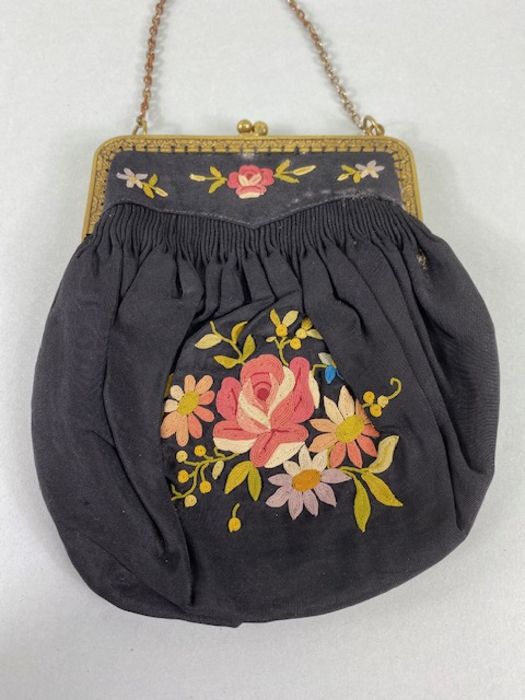 Antique purses, Two 19th Century ladies evening purses/bags one being black silk velvet with fine - Image 2 of 14