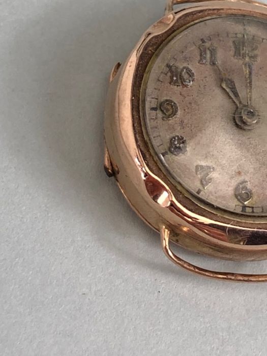 9ct Gold ladies strap watch of un-named generic make - Image 8 of 9