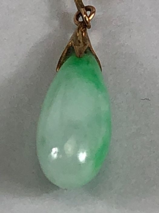 14k Gold earrings with pendant Jade teardrops each teardrop approx 18mm in length - Image 8 of 21