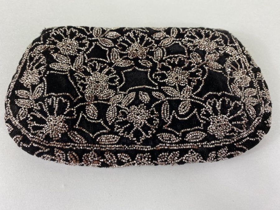 Antique purses, Two 19th Century ladies evening purses/bags one being black silk velvet with fine - Image 14 of 14