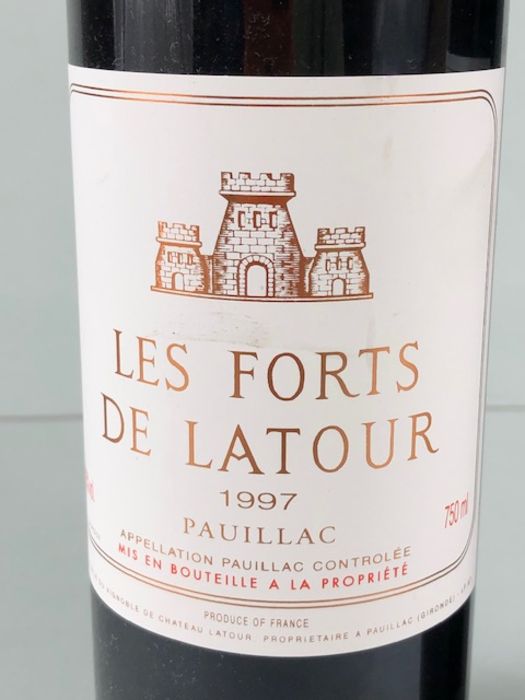 Vintage wine: Les Forts de Latour, Pauillac, 1997 - two bottles - Image 2 of 8