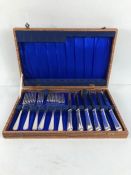 Silver Cutlery, boxed set of dinner knives and forks from the American international company all
