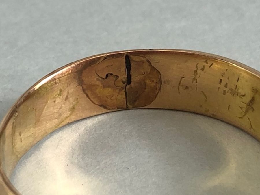 Unmarked Gold Band (tests as 18ct or above) A/F. Size approx V and 6.4g - Image 4 of 4