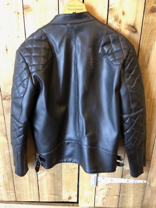 Vintage Clothing , 1 black leather biker style jacket, labelled size large - Image 3 of 6