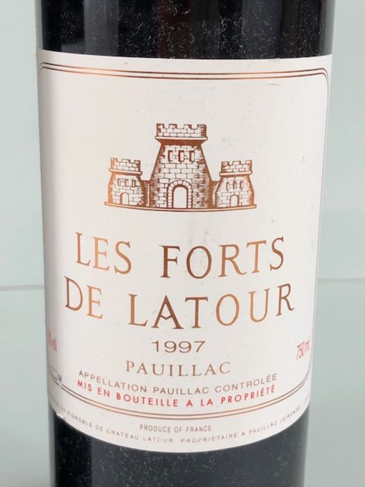 Vintage wine: Les Forts de Latour, Pauillac, 1997 - two bottles - Image 3 of 8