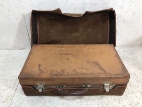 Antique luggage, Gentleman's Pig Skin leather suit case lined in green Moroccan leather with
