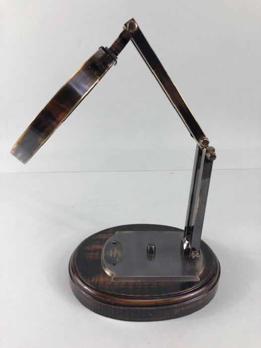 Scientific style magnifying glass on adjustable metal stand with wooden base approximately 28ch - Image 6 of 7