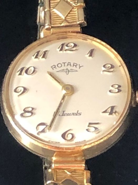 9ct Gold Cased Rotary Wristwatch with Gold numbers on a gold coloured strap in original case - Image 4 of 8