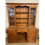 Antique Furniture, 19th century dresser in Blonde oak , the top with 4 plate shelves and 2 glazed