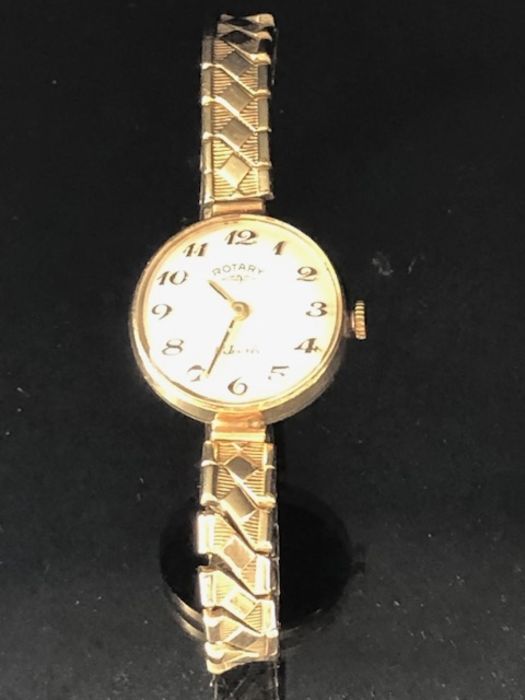 9ct Gold Cased Rotary Wristwatch with Gold numbers on a gold coloured strap in original case - Image 3 of 8