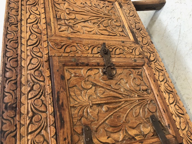 Carved Indian dowry chest on splayed legs with floral carvings and horse and princess carvings, door - Image 15 of 28