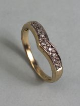 9ct yellow gold wishbone ring set with diamonds size k approximately 1.72g