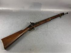 Antique guns, British 2 band cavalry Enfield musket, percussion lock with Queens crown and dated