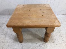 Pine occasional table on turned legs approx 61cm x 60cm x 46cm
