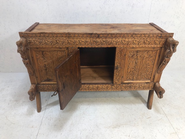 Carved Indian dowry chest on splayed legs with floral carvings and horse and princess carvings, door - Image 28 of 28