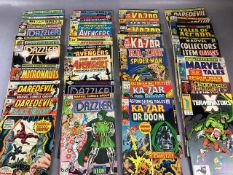 Marvel Comics, featuring The Dazzler random numbers 1-21 ( 9copies) The Avengers, 9,10,47, 249 32,